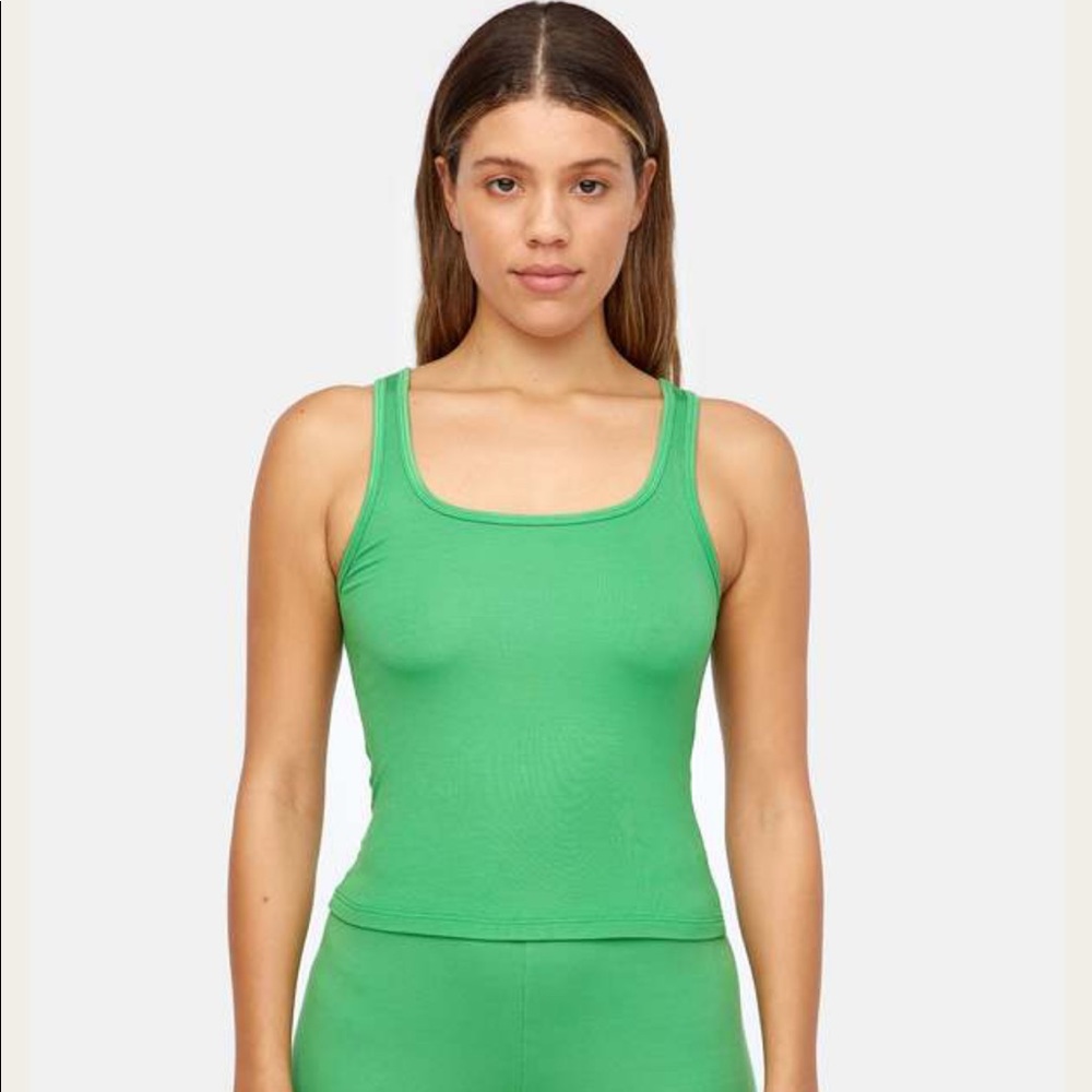 LACAUSA Green Tank Top